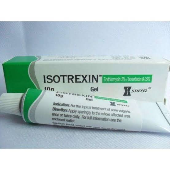 Isotrexin Reçetesiz Alınır mı? Tüylenme Yapar mı? Tozlu Mikrofon